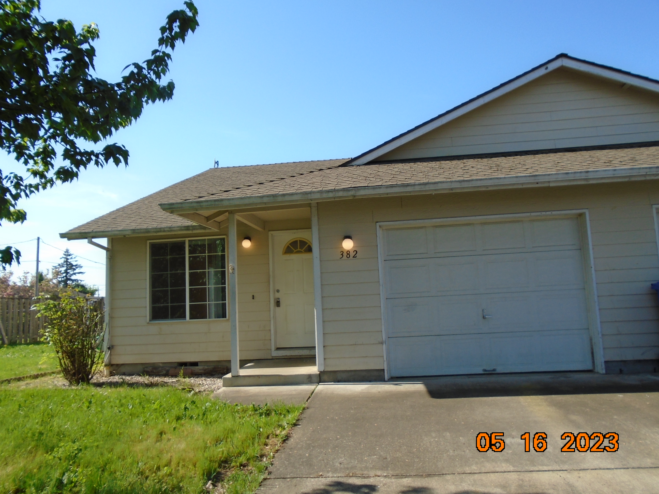382-384 Shamrock - 382