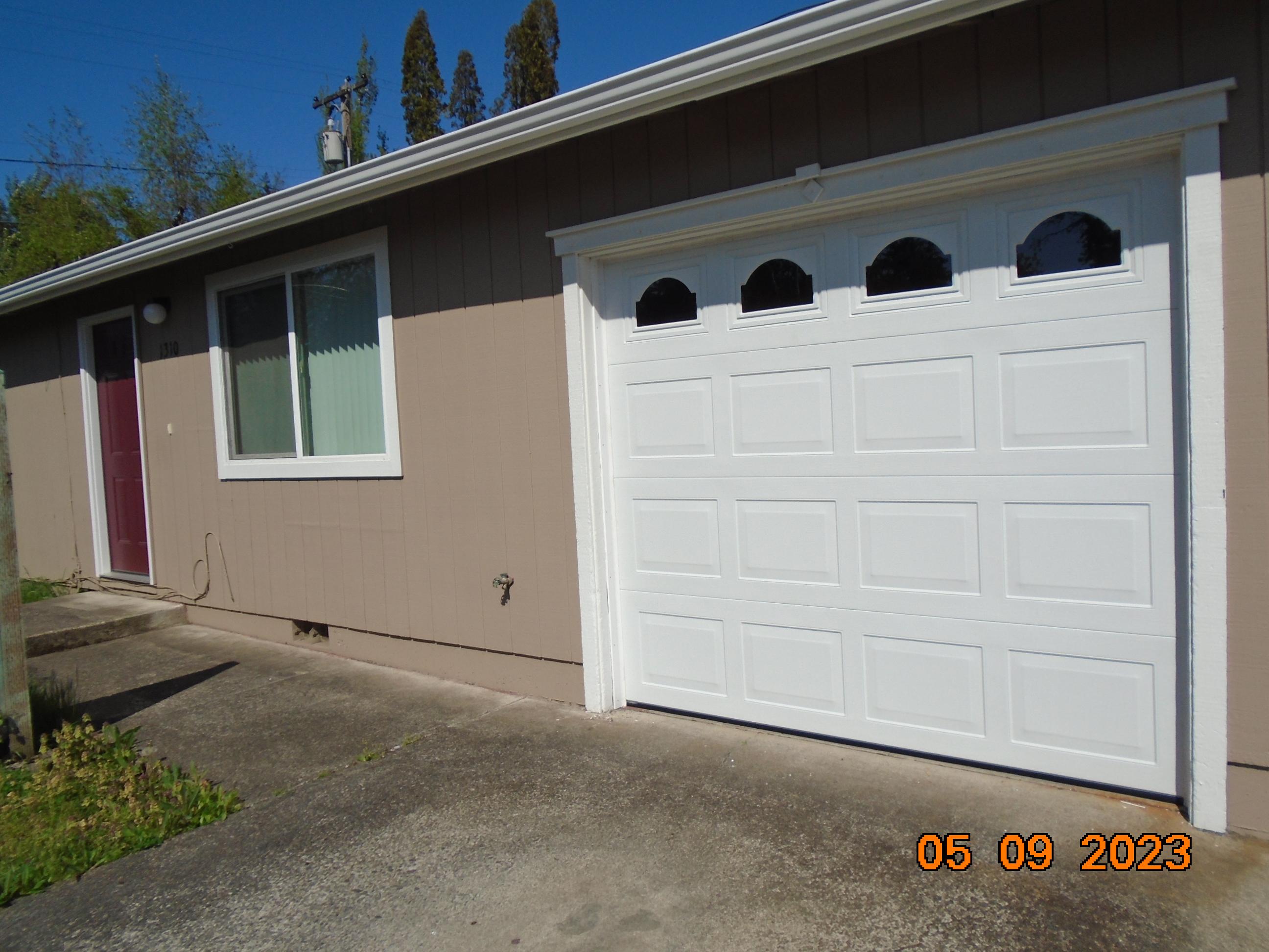 1310 E. Santiam Street